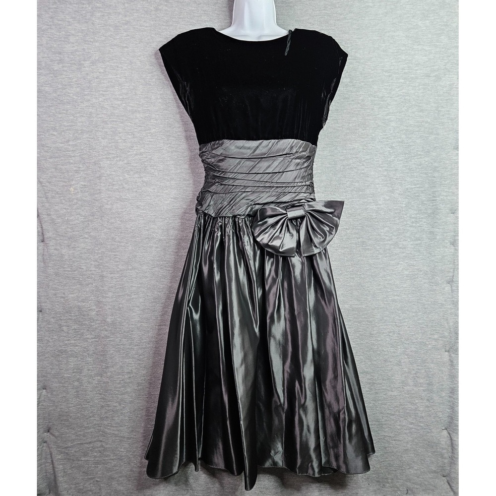 Vintage 80s Patty O'Neil Grey Black Satin Velvet Cocktail Dress 7/8 Made USA